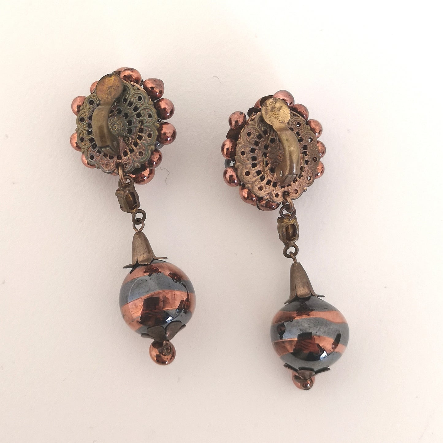Vintage 50' glass beads and rhinstones earrings